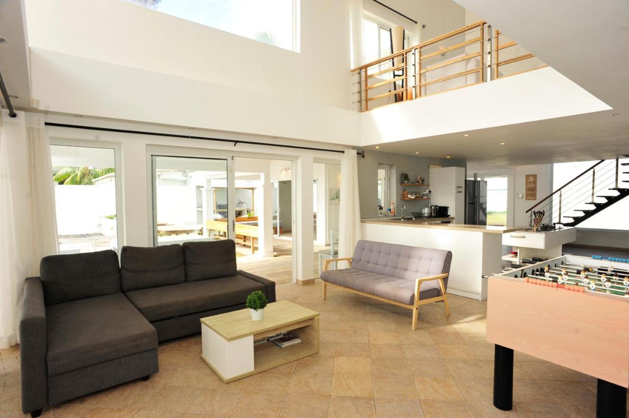 The Beach House - West Coast Mauritius Riviere Noire Bagian luar foto