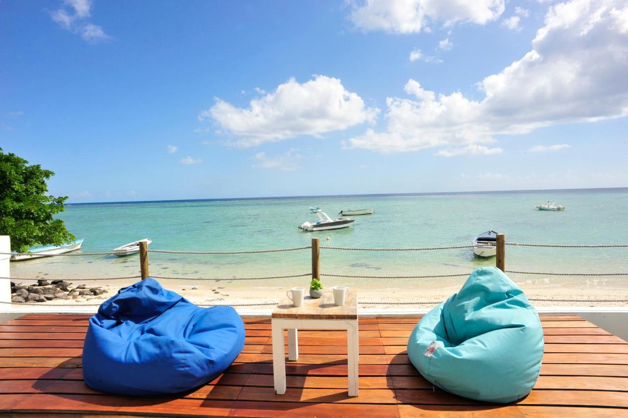 The Beach House - West Coast Mauritius Riviere Noire Bagian luar foto