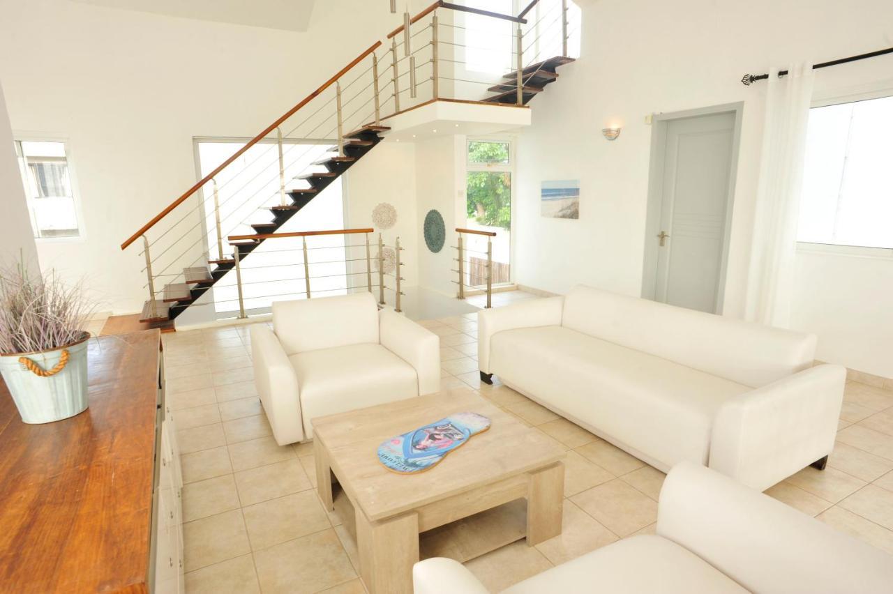 The Beach House - West Coast Mauritius Riviere Noire Bagian luar foto
