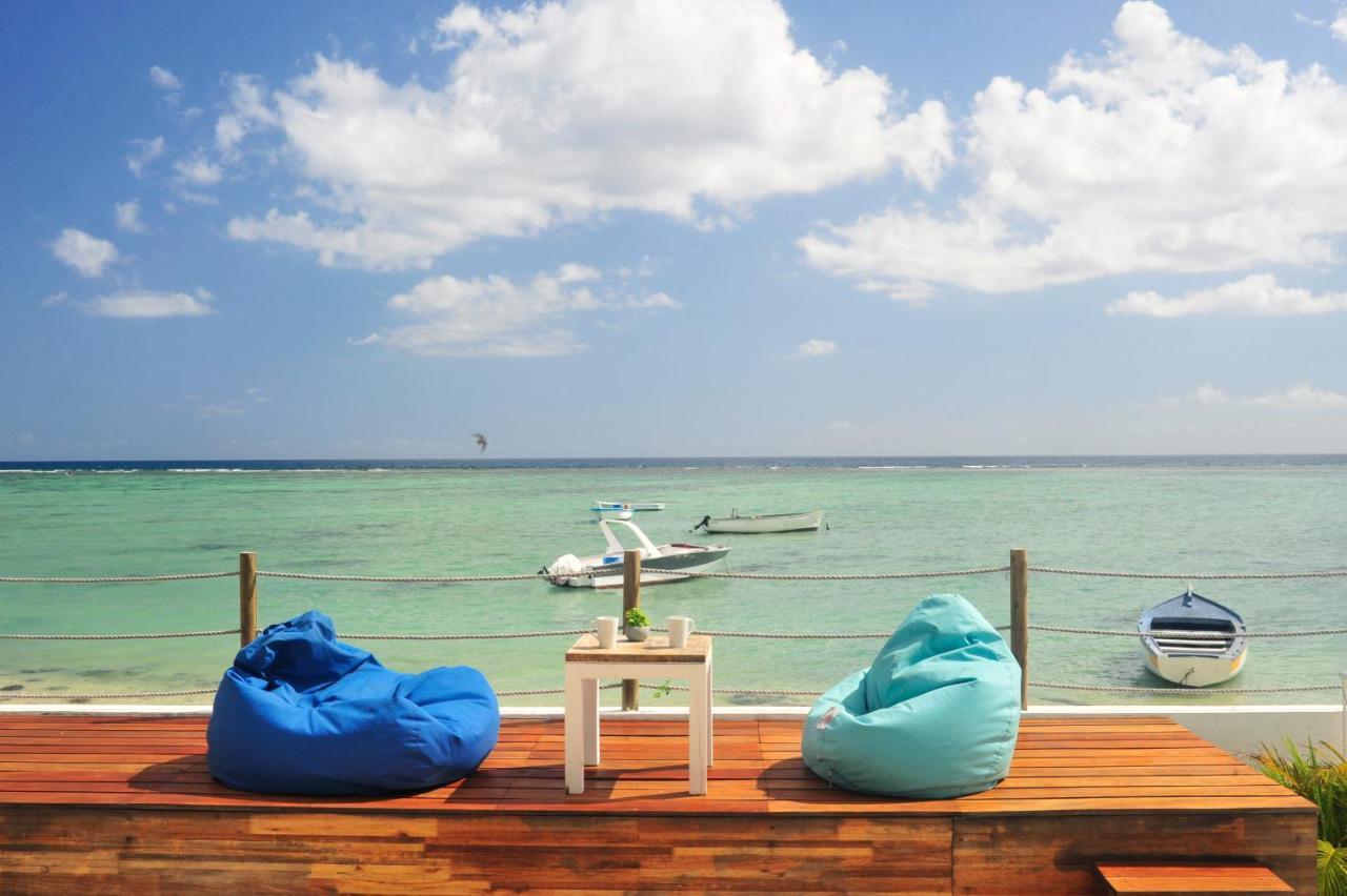 The Beach House - West Coast Mauritius Riviere Noire Bagian luar foto